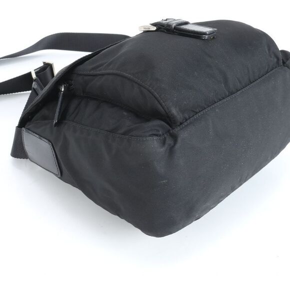 Extreme Prada Tessuto Nylon Triangle Logo Leather Shoulder Bag Messenger Black - Picture 4 of 12
